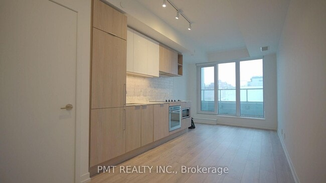 2020-2020 Bathurst St in Toronto, ON - Building Photo - Building Photo