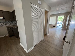 9412 Mt Auburn Ave in Cleveland, OH - Building Photo - Building Photo