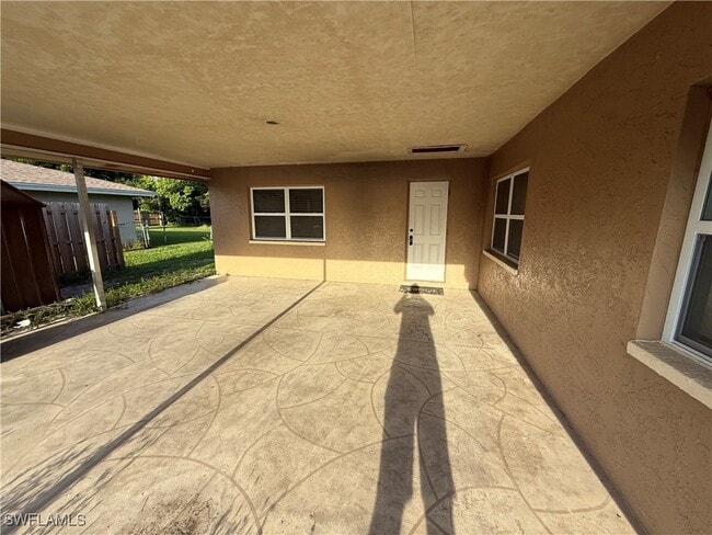 5820 Algiers St in Ft. Myers, FL - Building Photo - Building Photo