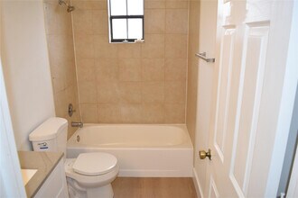 12244 Royal Palm Blvd in Coral Springs, FL - Building Photo - Building Photo