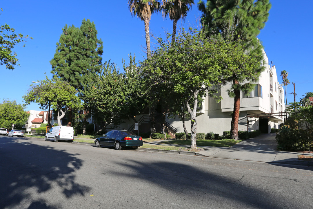 719 Orange Grove Ave in Glendale, CA - Building Photo