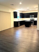 6654 Ivory Dove Ct in Las Vegas, NV - Building Photo - Building Photo