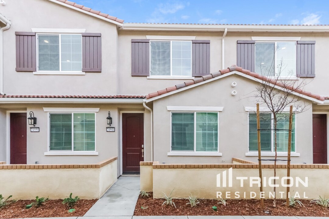 24944 Siempre Ct in Wildomar, CA - Building Photo