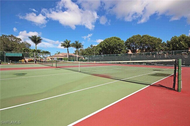 322 Melrose Pl in Naples, FL - Building Photo - Building Photo