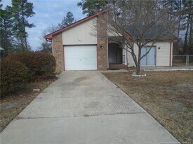103 Alexander Ln in Spring Lake, NC - Building Photo