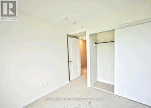 2635 William Jackson Dr in Pickering, ON - Building Photo - Building Photo