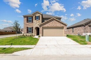 16048 Isles Dr in Haslet, TX - Building Photo