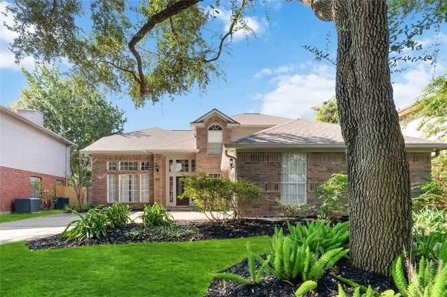 5614 Whisper Ridge Dr in Sugar Land, TX - Building Photo - Building Photo