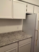 6020 Briarcliff Path, Unit B in Kalamazoo, MI - Foto de edificio - Building Photo