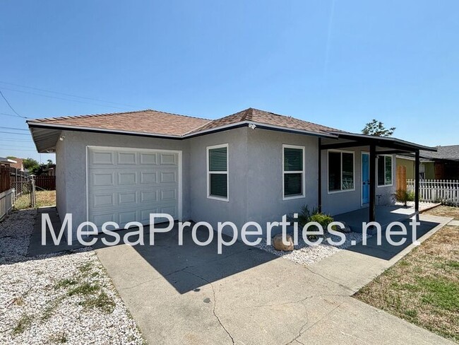 1595 W Cleveland St in San Bernardino, CA - Building Photo - Building Photo