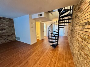 280 Hill Ave in Fayetteville, AR - Building Photo - Building Photo