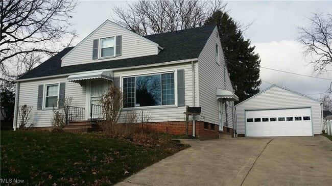5785 Andover Blvd in Garfield Heights, OH - Foto de edificio - Building Photo