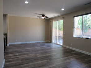 540 Pesaro Way in Reno, NV - Building Photo - Building Photo