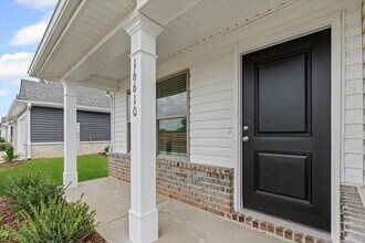 16610 Maggie Ct in Athens, AL - Building Photo - Building Photo