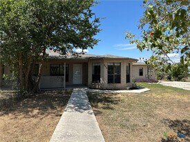 148 Discovery Ln in San Marcos, TX - Building Photo