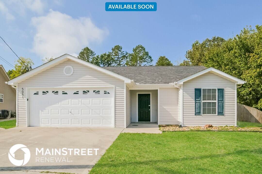5051 Cattail Ln in Corryton, TN - Building Photo