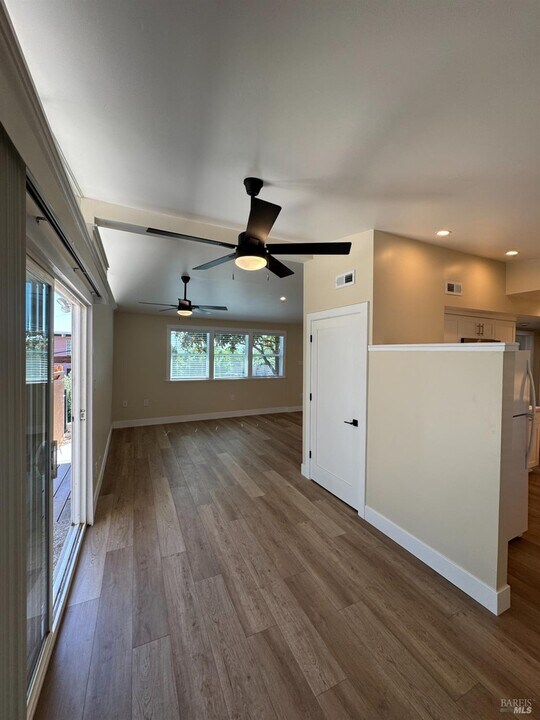 341 Carter St in Vallejo, CA - Building Photo