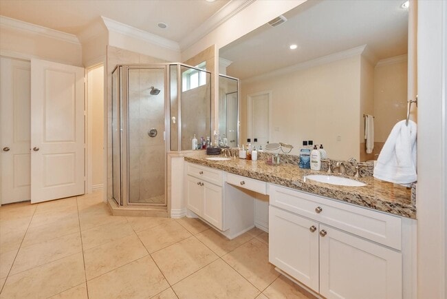 property at 14447 Kingston Cove Ln