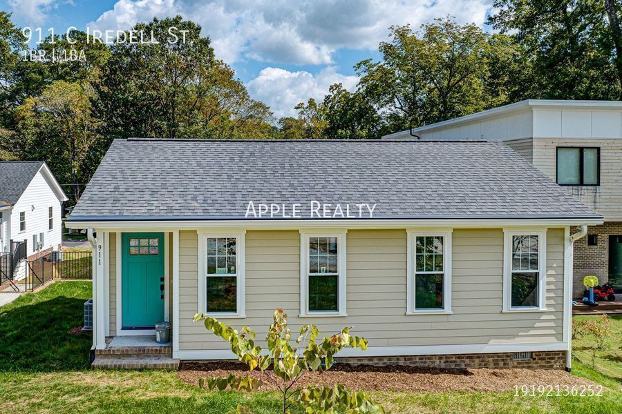 911 Iredell St in Durham, NC - Building Photo