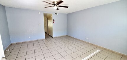 223 E Birch St in Calexico, CA - Building Photo - Building Photo