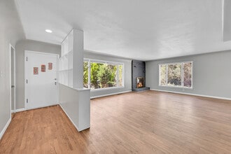 224 W Navajo St in Colorado Springs, CO - Building Photo - Building Photo