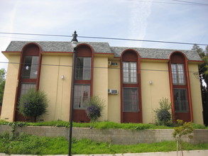 4121 Marmion Way in Los Angeles, CA - Foto de edificio - Building Photo