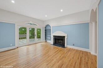 8340 Main Bayview Rd in Southold, NY - Building Photo - Building Photo
