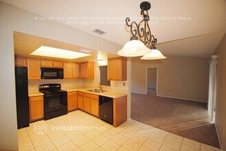 5210 Curtis Blvd in Cocoa, FL - Foto de edificio - Building Photo