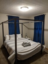 1341 4th Ave S, Unit Unit2 in Fargo, ND - Foto de edificio - Building Photo