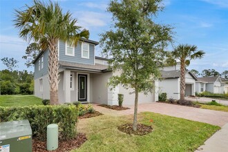 17139 Cagan Crossings Blvd, Unit B110 in Clermont, FL - Building Photo - Building Photo