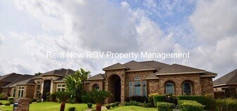 1919 W Ventura St in Pharr, TX - Building Photo