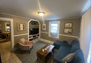12 Allen St, Unit 12 in Somerville, MA - Building Photo - Building Photo