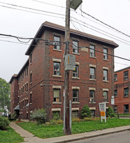 117 Emerald St S in Hamilton, ON - Building Photo - Building Photo