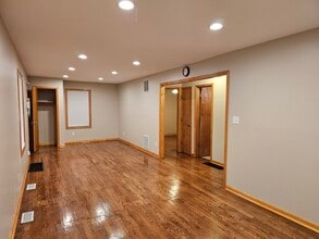 6806 Ridgeland Ave in Hammond, IN - Foto de edificio - Building Photo
