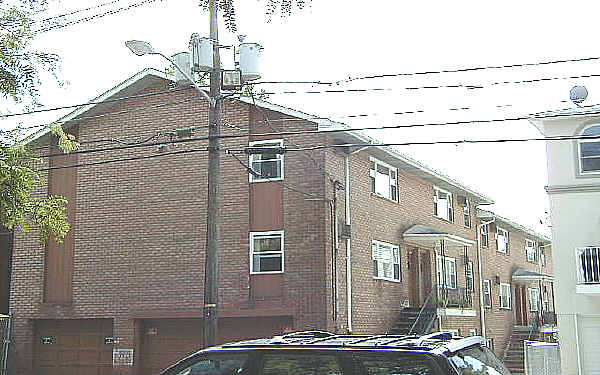 143-145 69th St in Guttenberg, NJ - Building Photo - Building Photo