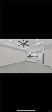 1623 Playa Dr-Unit -1 in Weslaco, TX - Foto de edificio - Building Photo