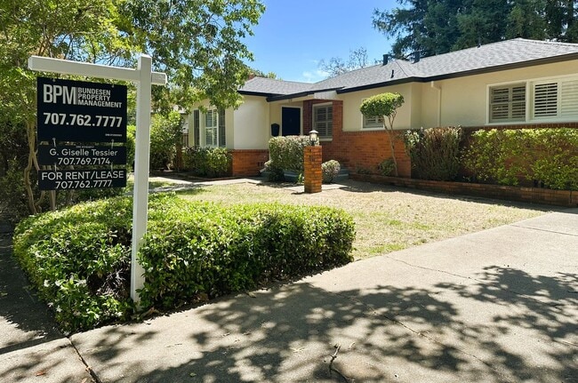 1218 Spencer Ave in Santa Rosa, CA - Building Photo - Building Photo