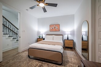 1305 E 27th St in Houston, TX - Building Photo - Building Photo