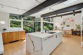 209 San Rafael Ave in Belvedere, CA - Building Photo - Building Photo
