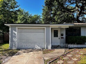 6422 Solandra Dr in Jacksonville, FL - Building Photo - Building Photo