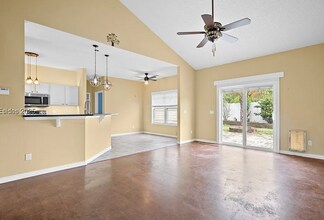 6 Broadland Cir in Bluffton, SC - Building Photo - Building Photo