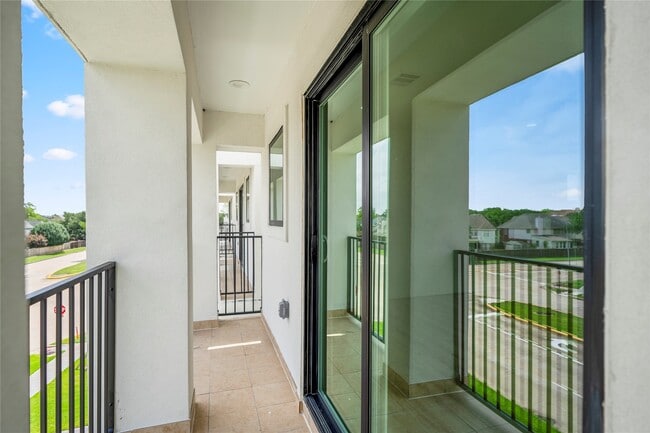 property at 15000 S Richmond Ave