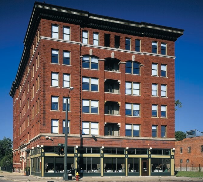 14 Charlotte St in Detroit, MI - Building Photo