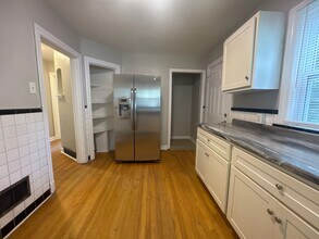 2325 Gardner Dr in St. Louis, MO - Building Photo - Building Photo