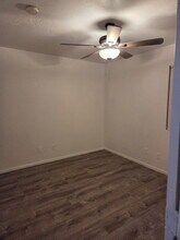 13415 North 21st Pl, Unit 2 in Phoenix, AZ - Building Photo - Building Photo