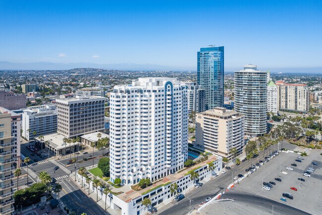 Harbor Place Tower in Long Beach, CA - Building Photo - Building Photo