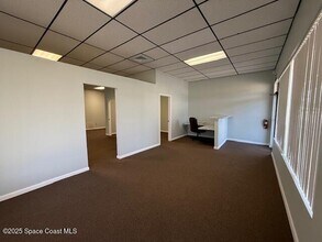 3659 S Hopkins Ave in Titusville, FL - Building Photo - Building Photo