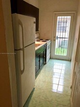 1245 NW 45th St in Miami, FL - Building Photo - Building Photo