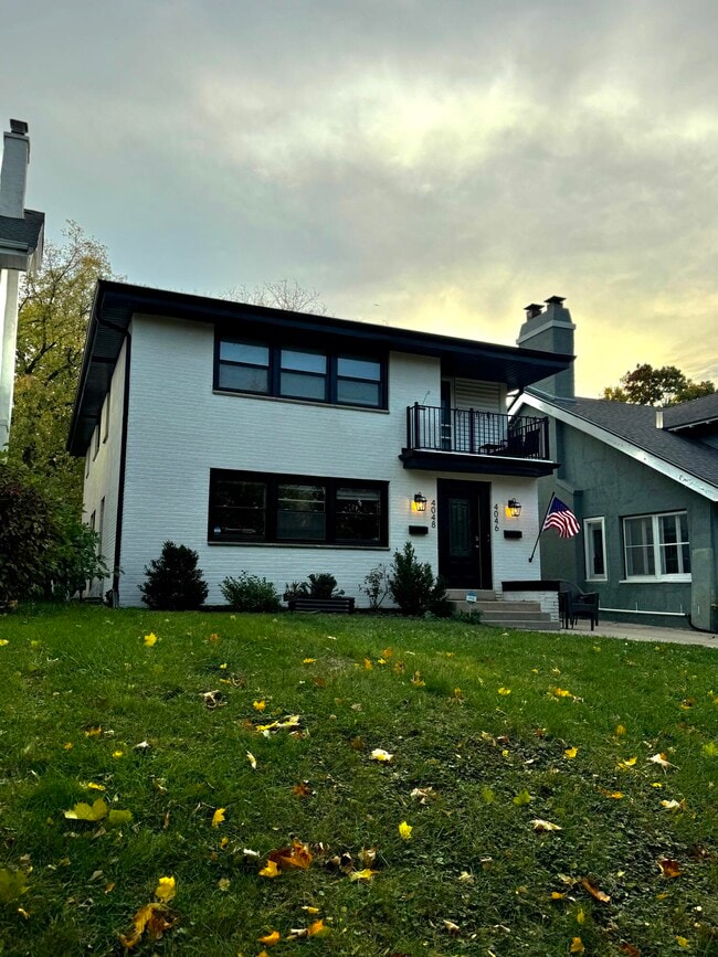 property at 4048 N Prospect Ave