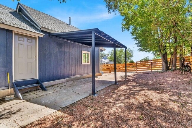 421 E Beech St in Pueblo, CO - Building Photo - Building Photo